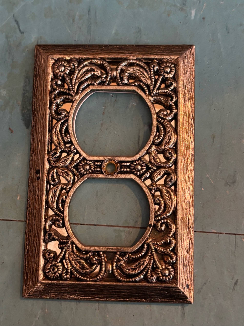 Vintage Outlet Cover brass gold ornate filigree